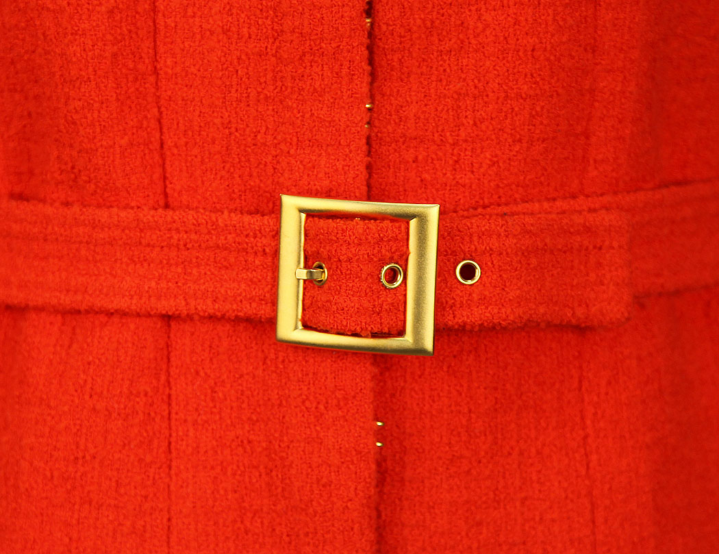 Алый твидовый жакет Chanel