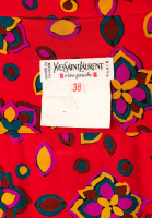 Красное платье Yves Saint Laurent с цветочным принтом