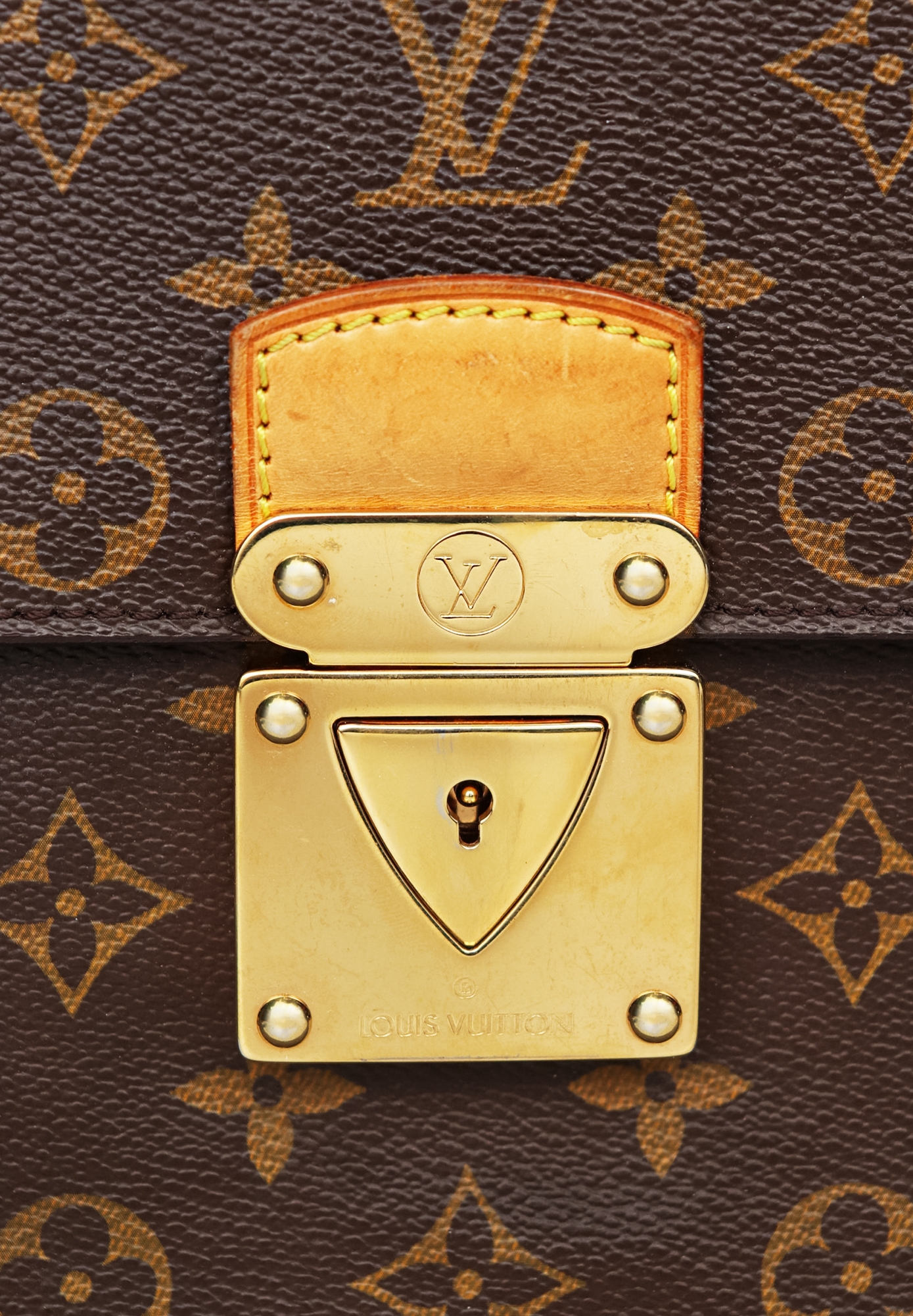 Портфель Louis Vuitton Laguito с монограммами