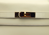 Светло-бежевая сумка Hermès Kelly 32