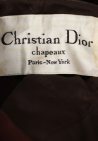 Меховой берет Christian Dior
