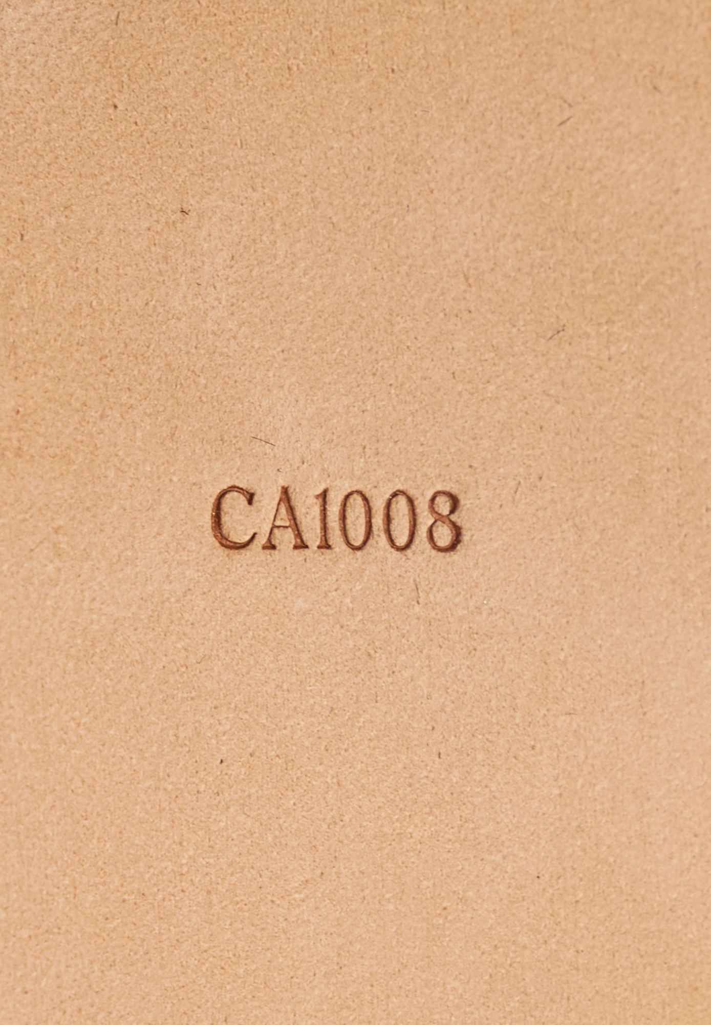 Черный асимметричный ремень Louis Vuitton