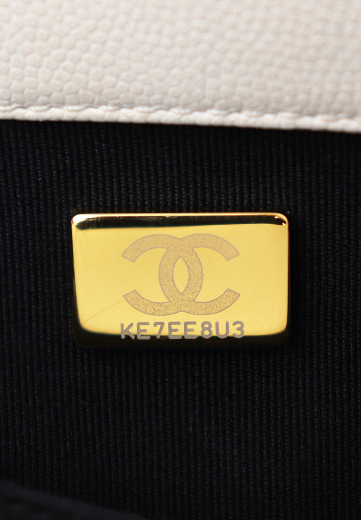Белая сумка Chanel Coco You Mini Flap