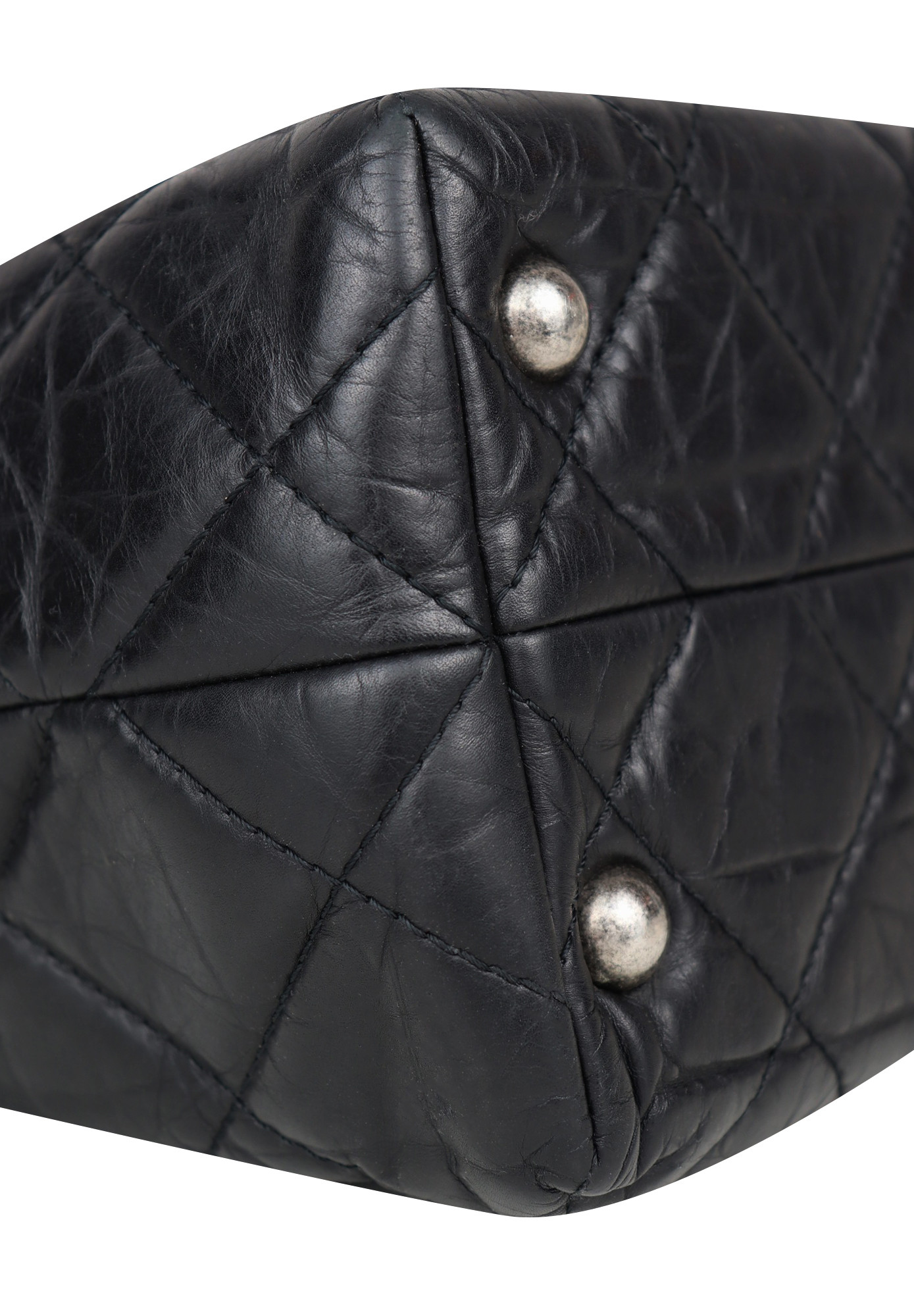 Сумка Chanel 2.55 Reissue Quilted Tote