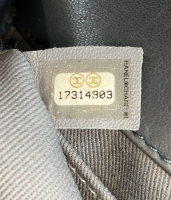 Стеганая бархатная сумка Chanel Boy