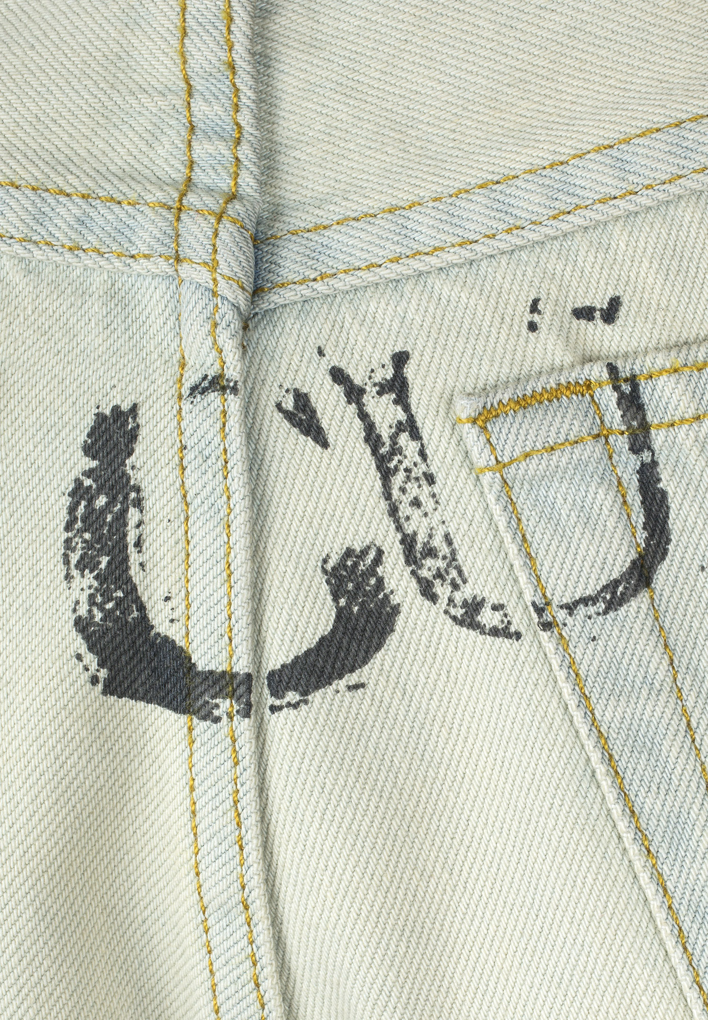 Светлые джинсы Gucci