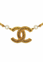 Витое колье Chanel с подвеской-логотипом