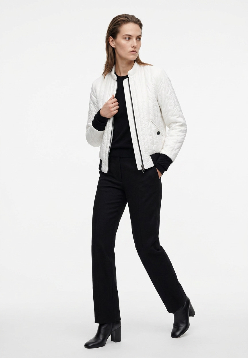 Белая куртка Chanel