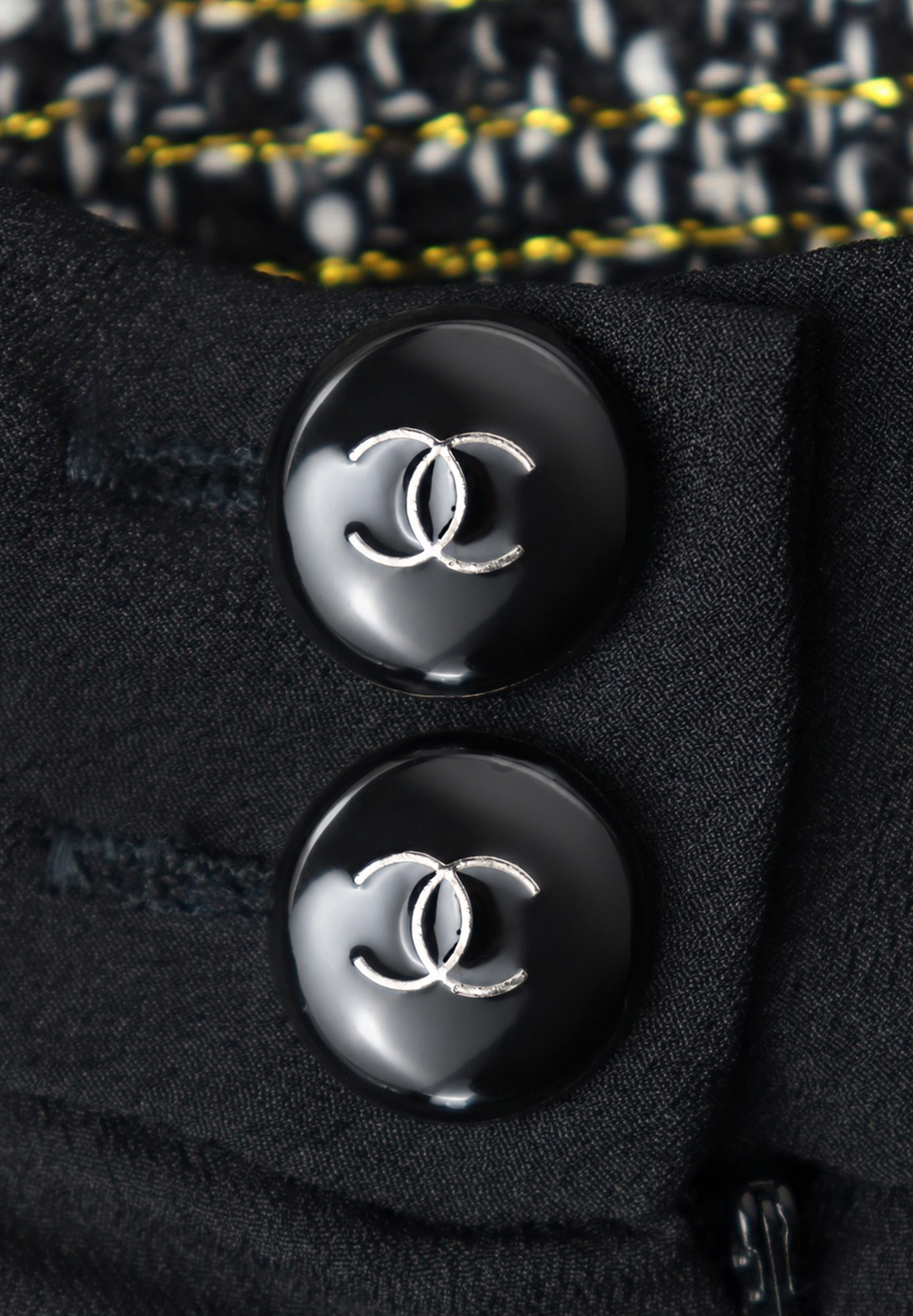 Платье Chanel c твидовой юбкой