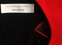 Красное платье Victoria Beckham