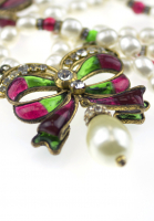 Жемчужное колье Chanel с подвеской-бантом