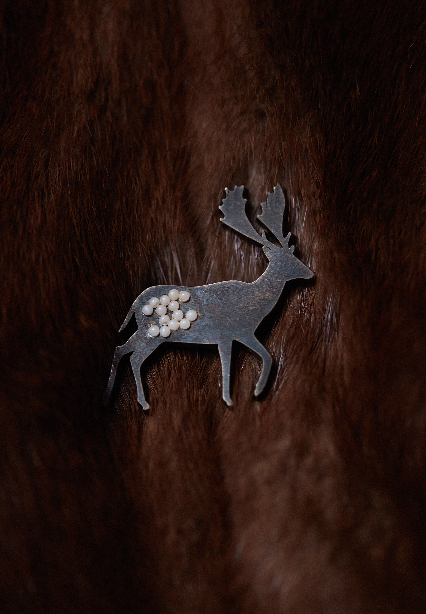 Брошь-олень Chanel