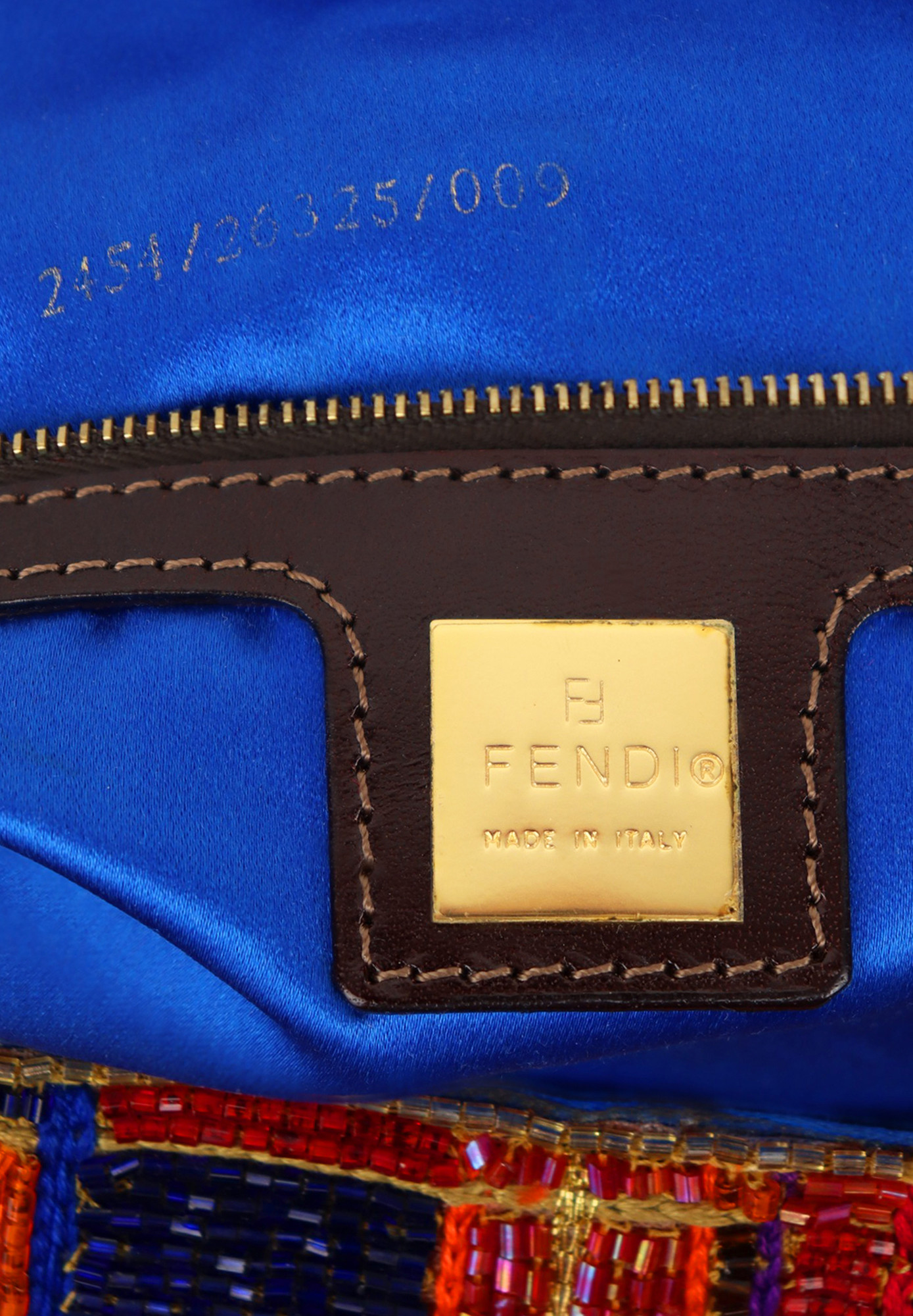 Бисерная сумка Fendi Baguette в клетку