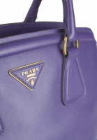 Фиолетовая сумка Prada Parabole Tote