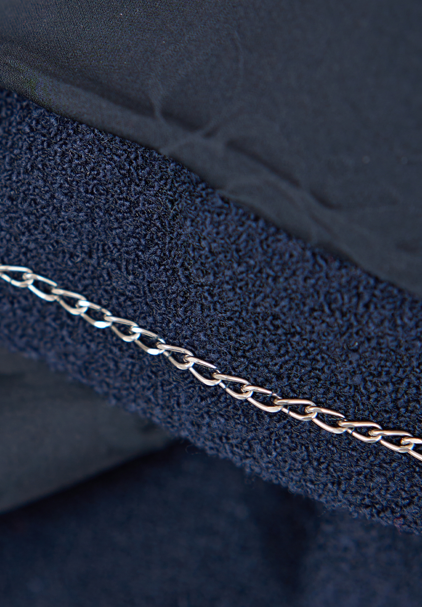 Темно-синий жакет Chanel 