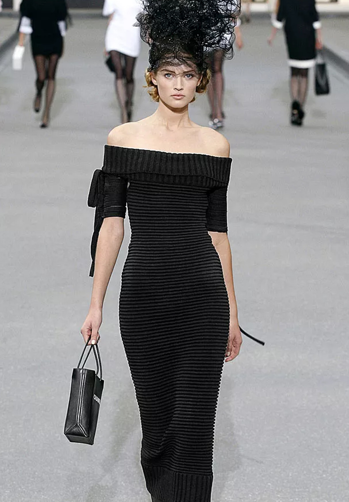 Вязаное платье Chanel