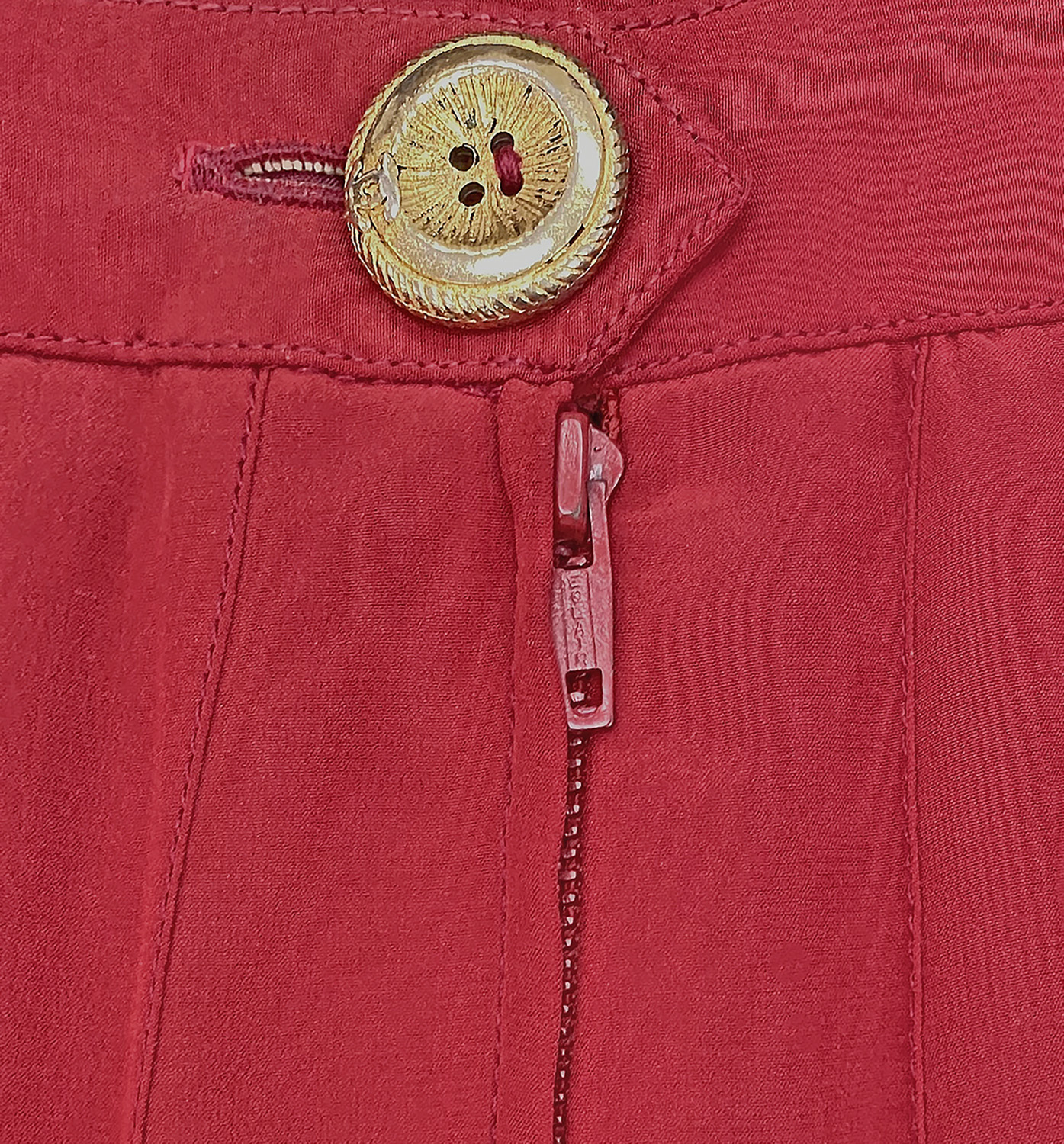 Красная плиссированная юбка Chanel