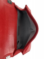 Красная сумка Chanel Boy из кожи ската