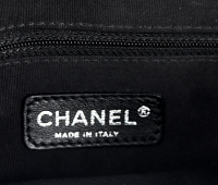 Черно-белая сумка Chanel