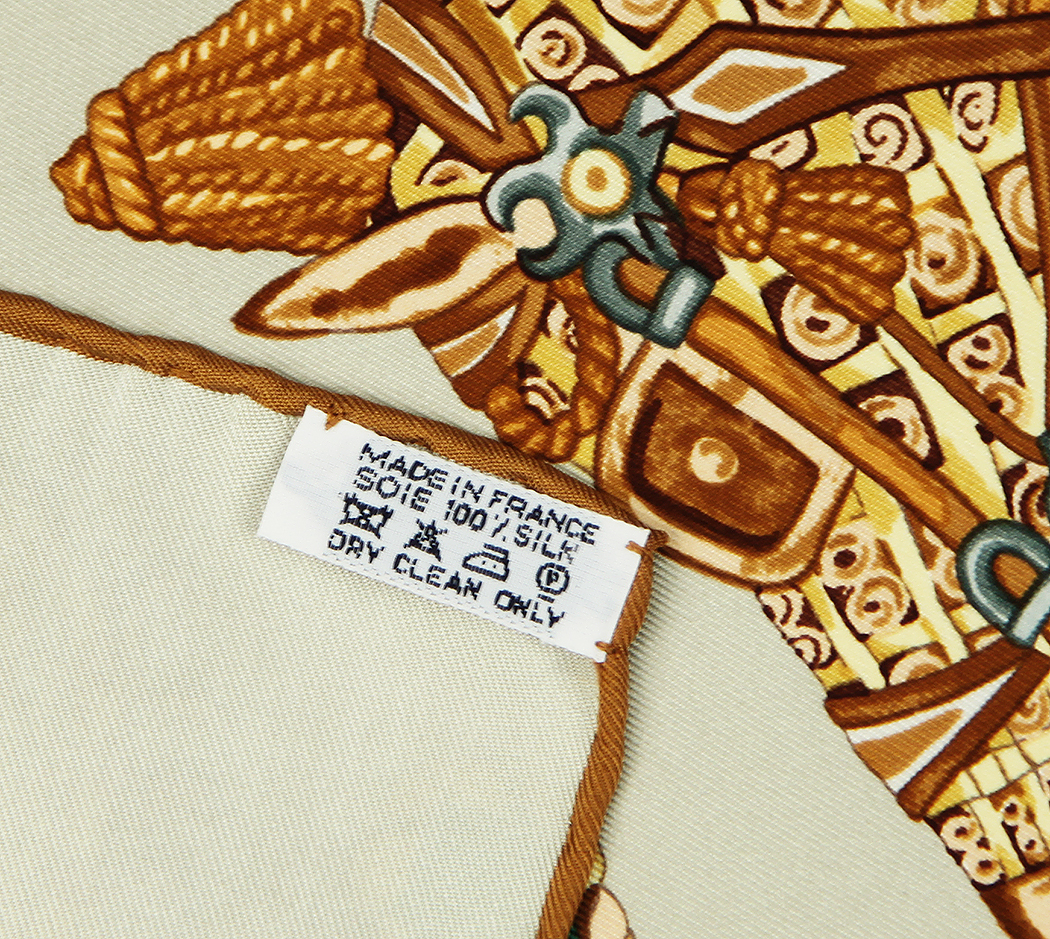 Шелковый платок Hermès Paperoles