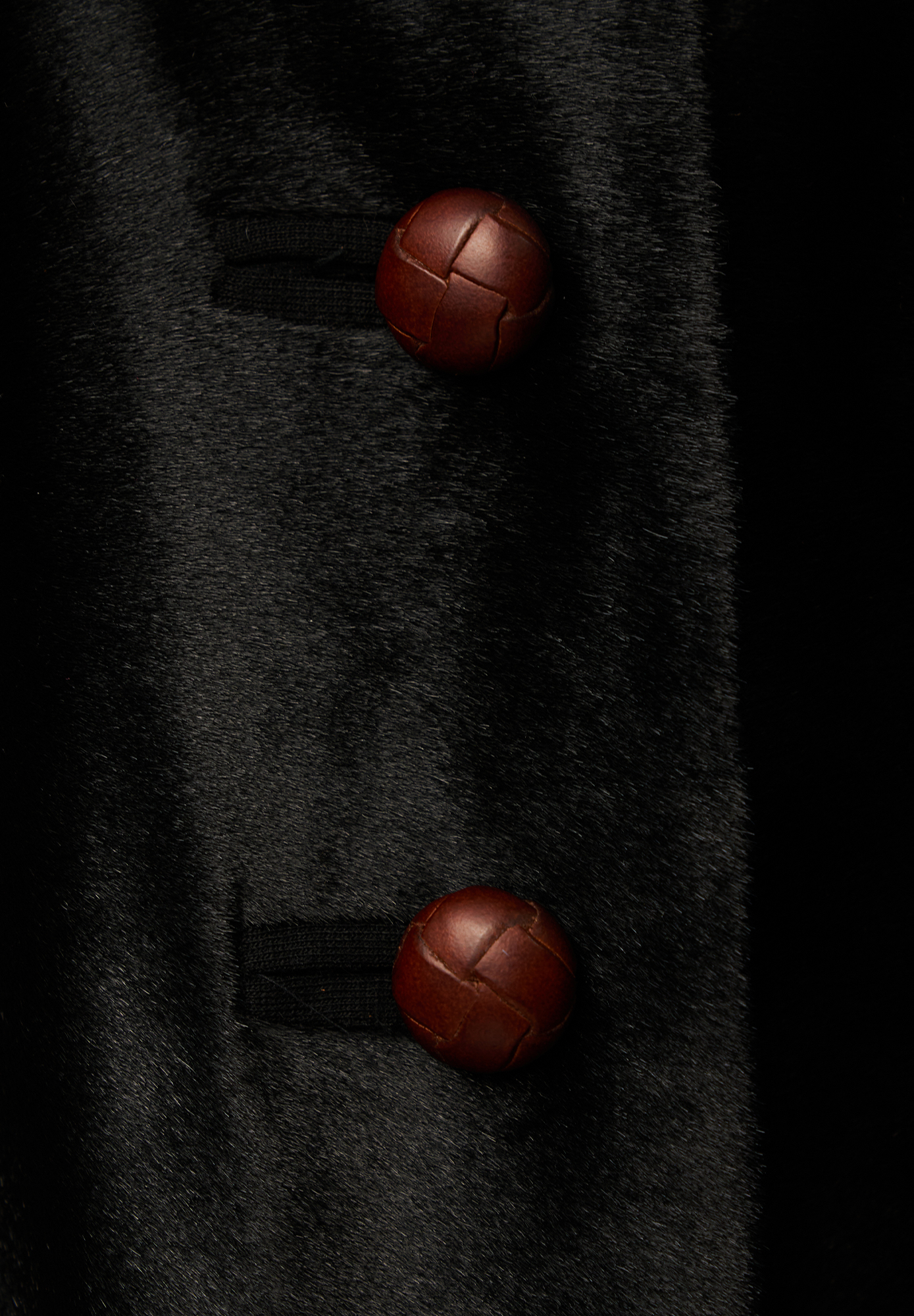 Черный меховой жакет Lanvin