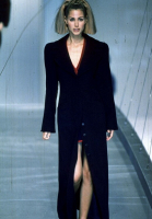 Черное кашемировое пальто Chanel