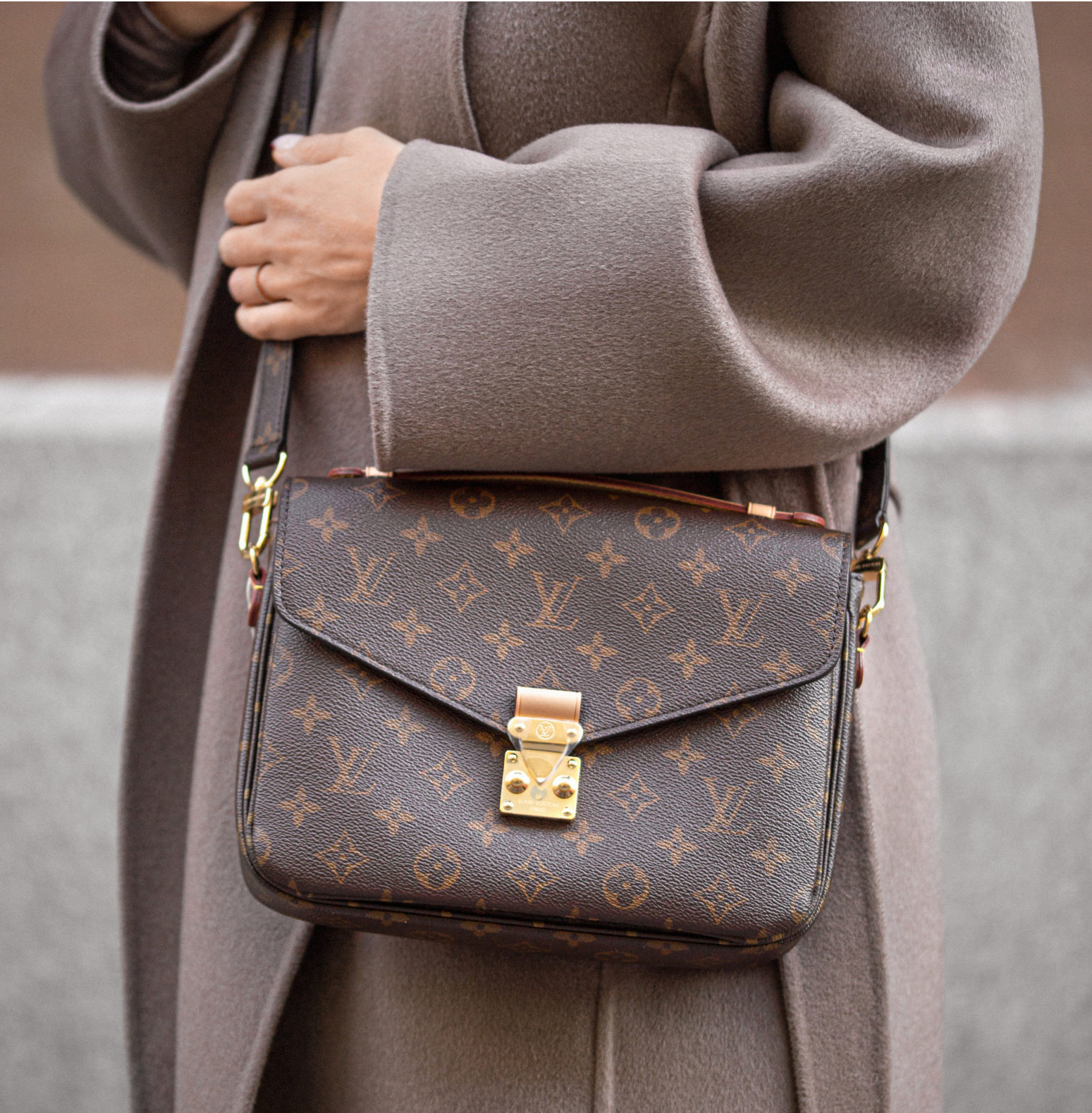 Сумка Louis Vuitton Pochette Metis