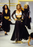 Пояс Chanel в виде цепи с подвеской