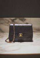 Темно-коричневая сумка Chanel Mini Flap 