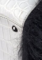 Белая сумка Fendi