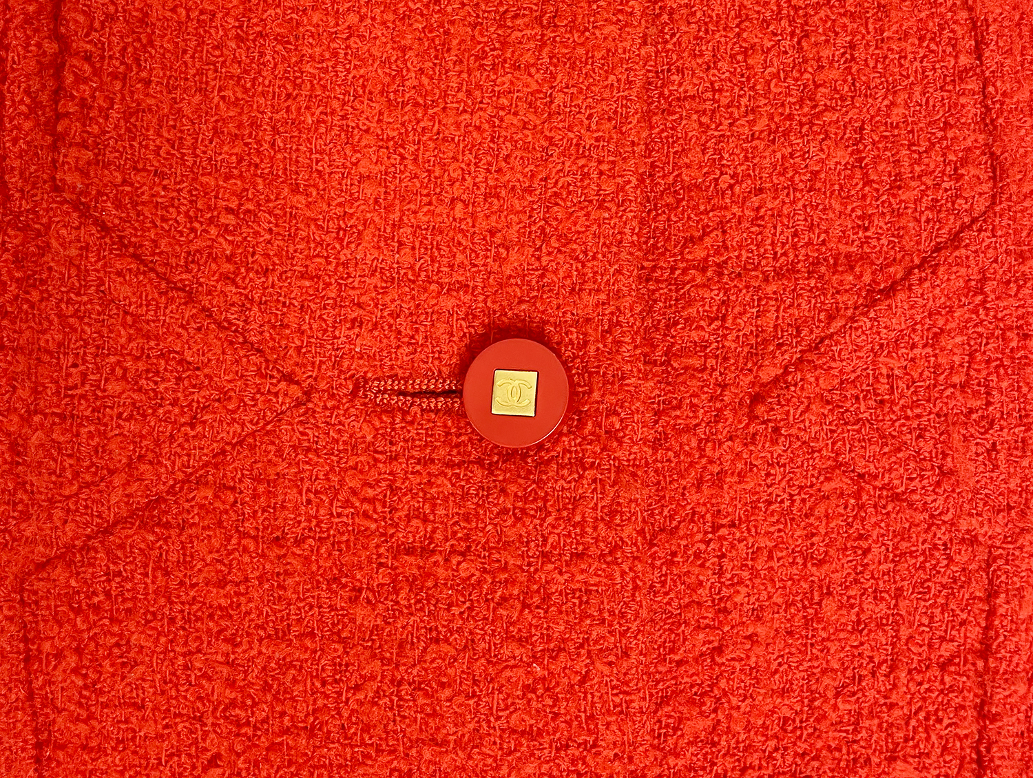 Коралловый твидовый жакет Chanel