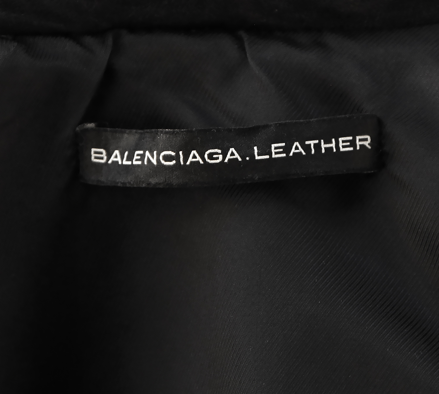 Чёрная кожаная куртка Balenciaga