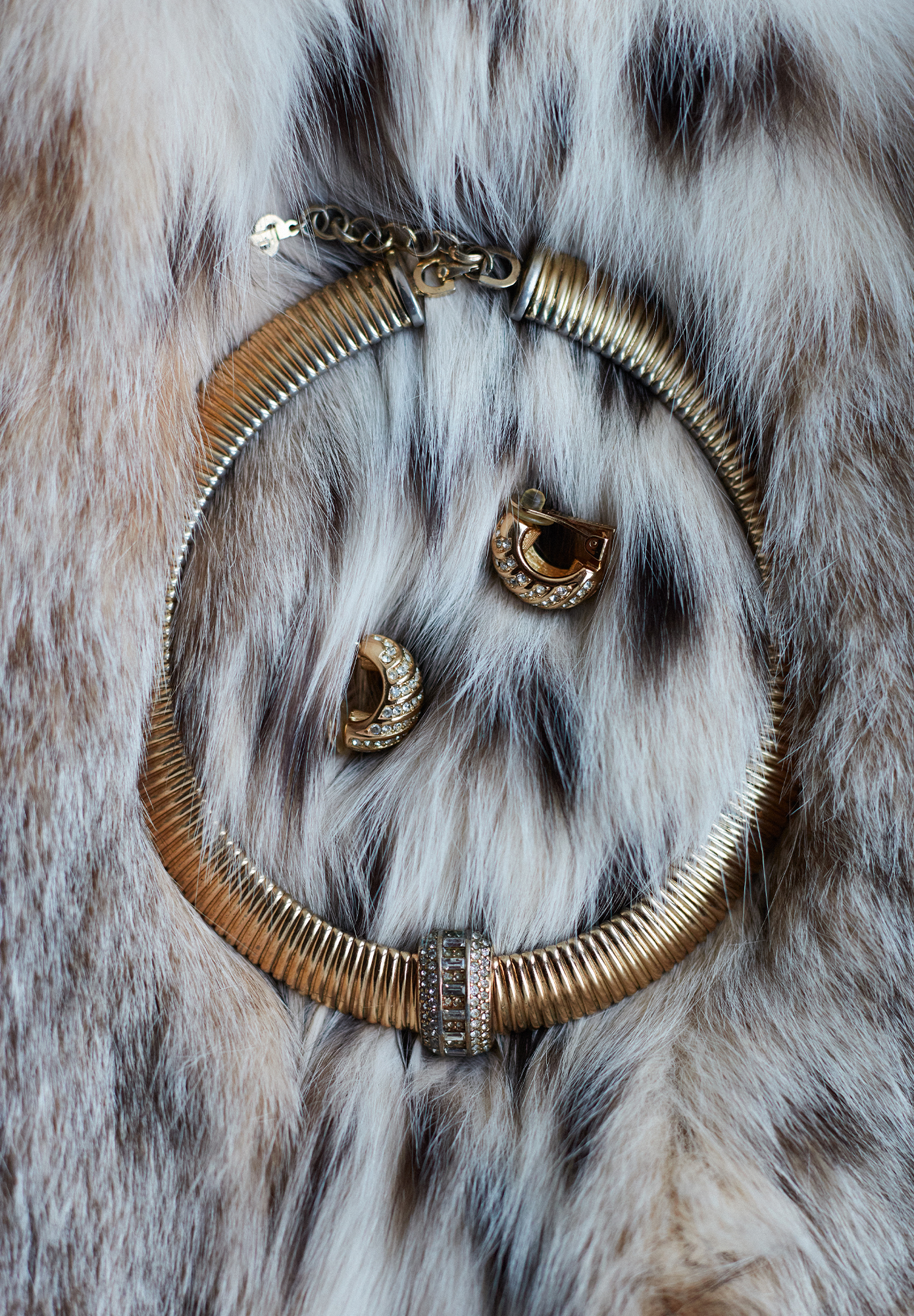 Винтажные клипсы Christian Dior кристаллам