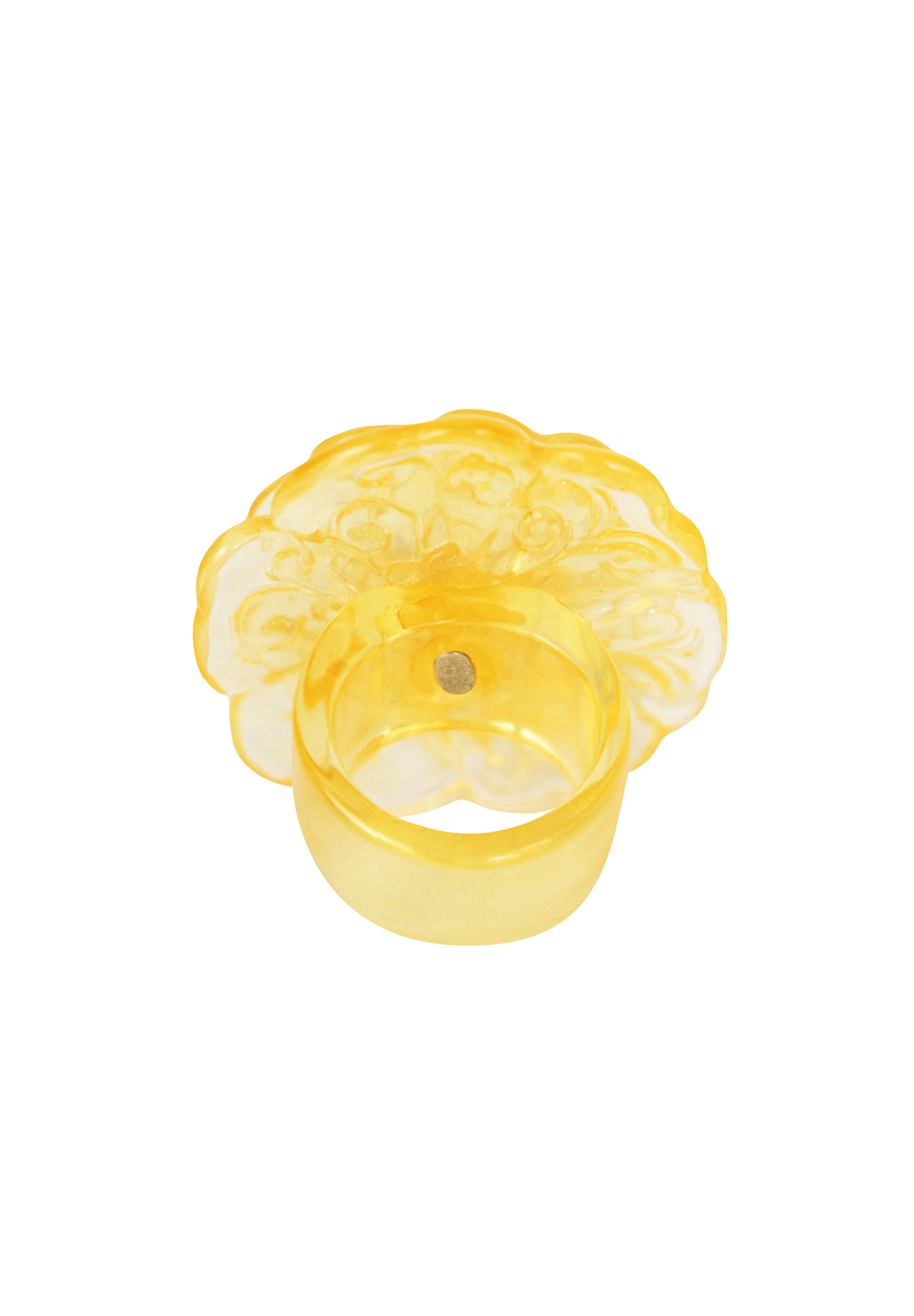 Желтое кольцо Chanel в виде камелии