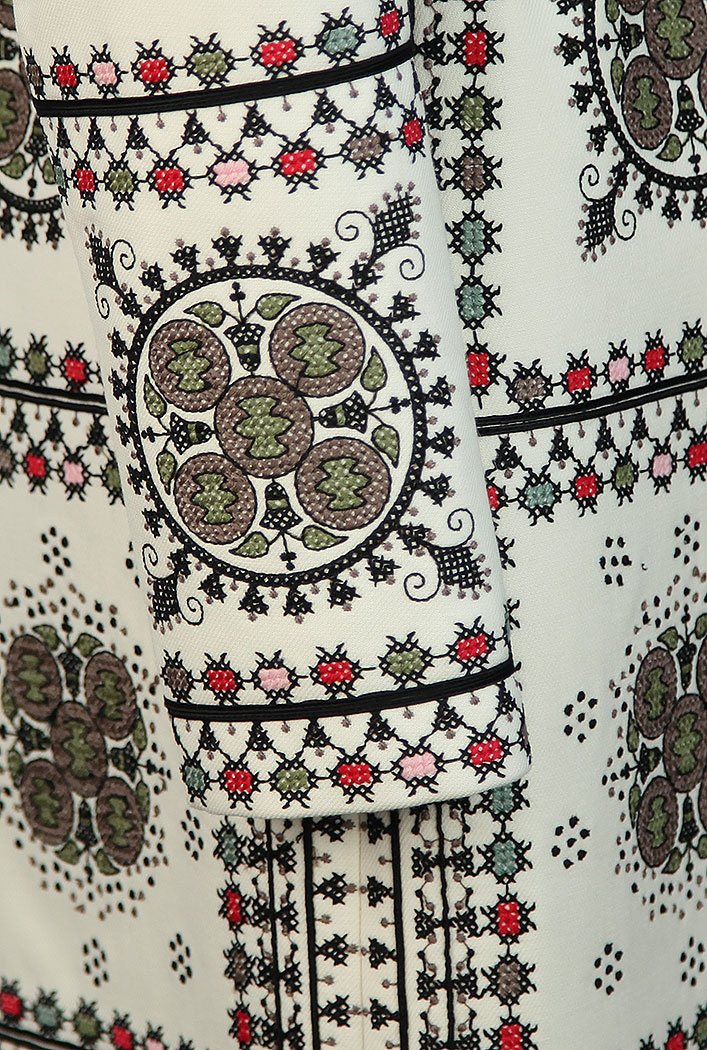 Пальто Valentino с вышивкой