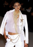 Коллекционные клипсы Chanel в виде орлов