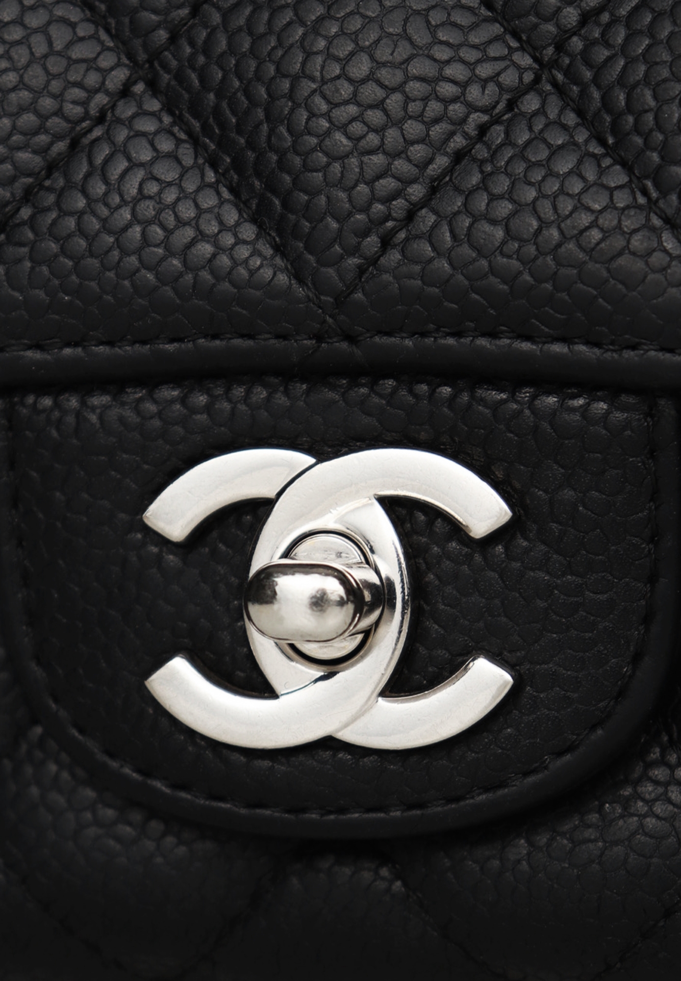 Стеганая сумка Chanel Classic Flap