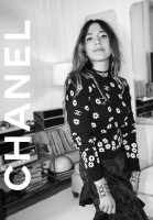 Кашемировый комплект Chanel с цветами