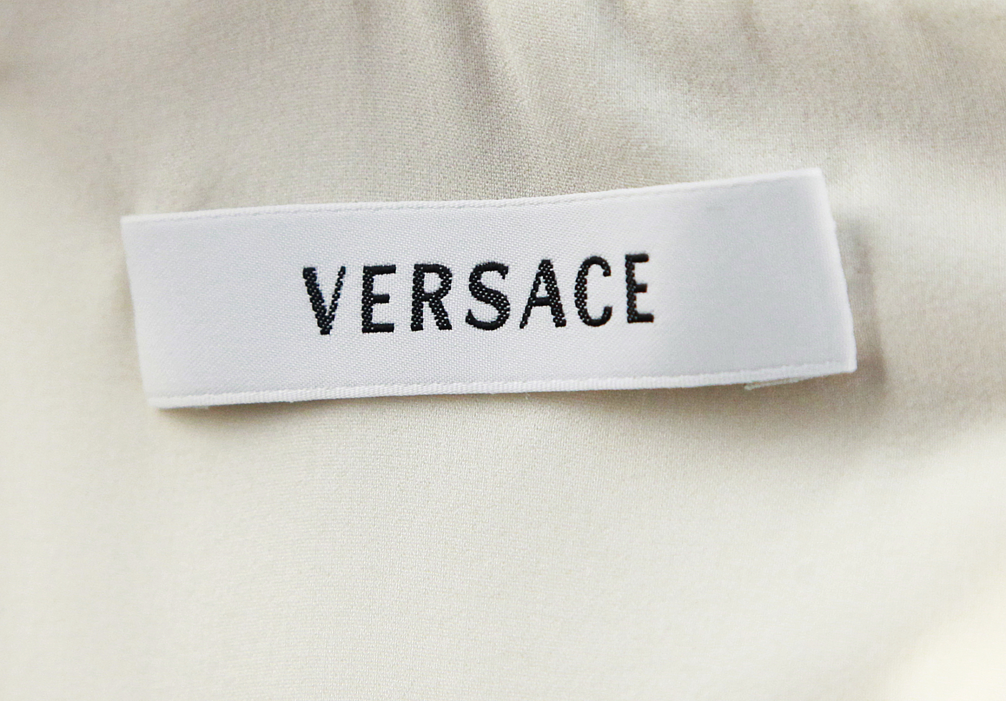 Белое платье Versace