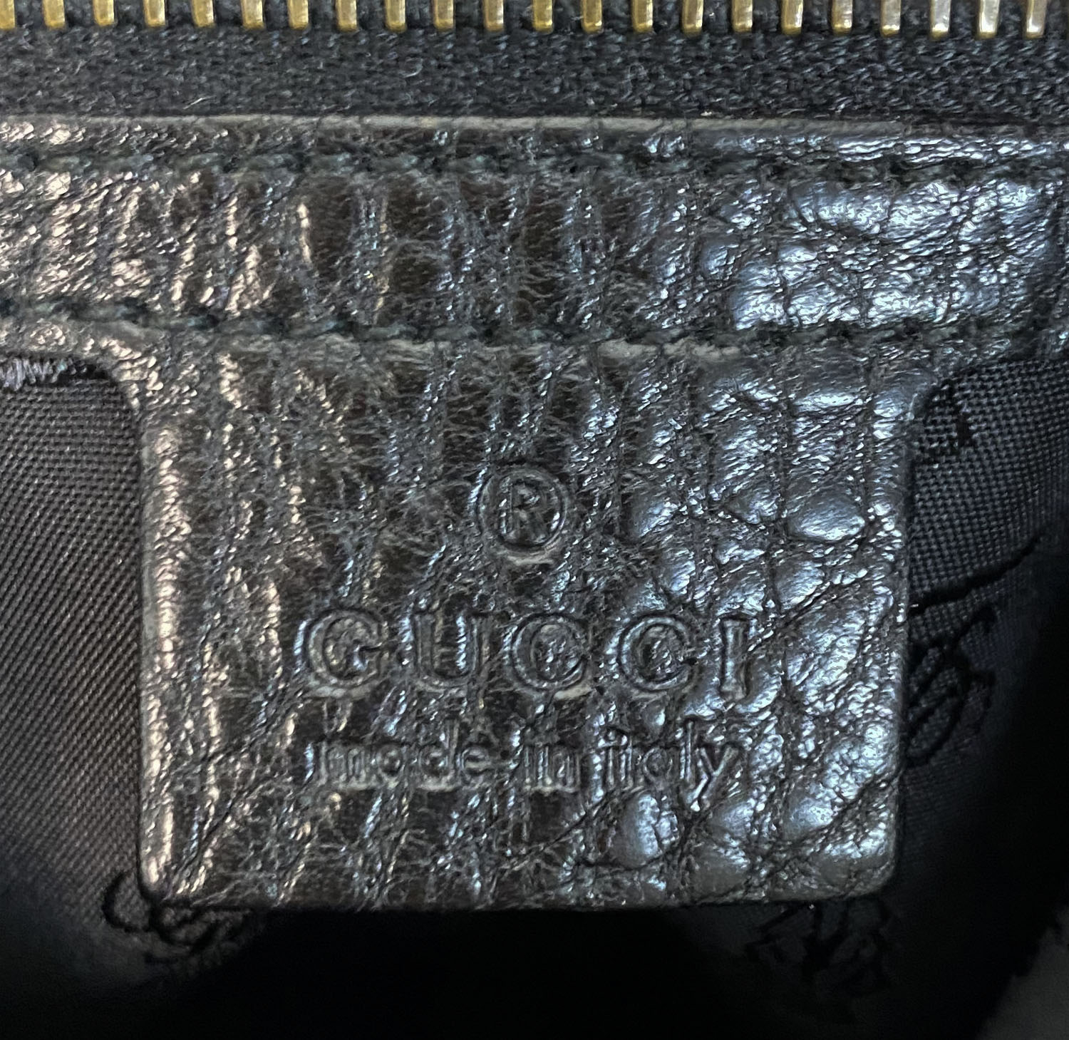 Замшевая сумка Gucci Babouska Indy Boston