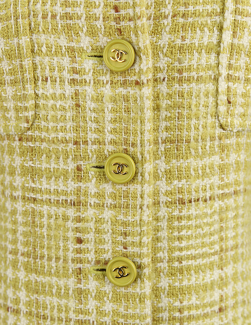 Салатовый твидовый жакет Chanel