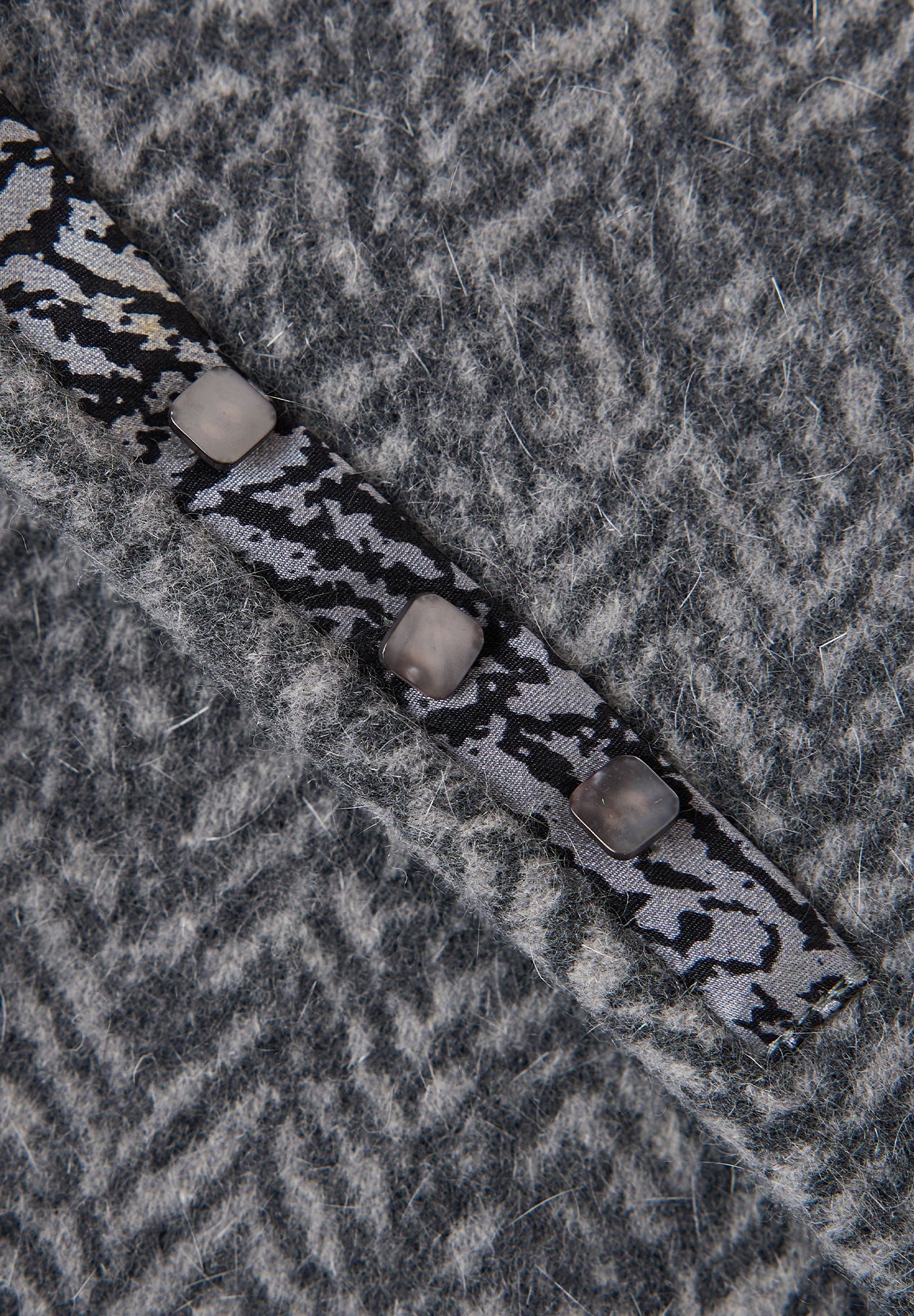 Серый шерстяной кардиган La Perla 