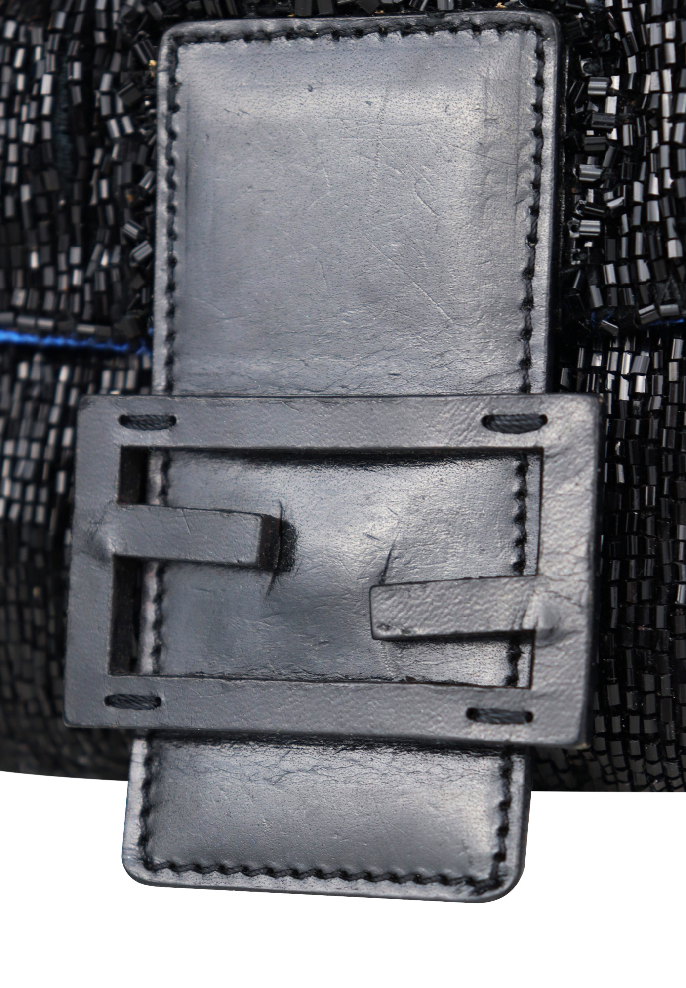 Черная сумка Fendi Baguette с бисером