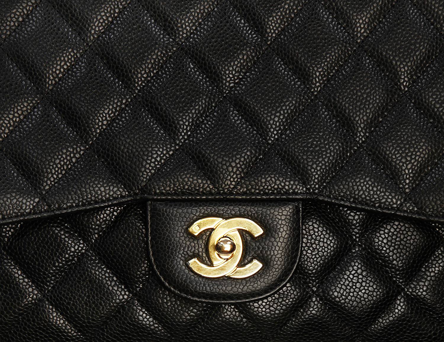 Черная сумка Chanel Classic Flap Medium