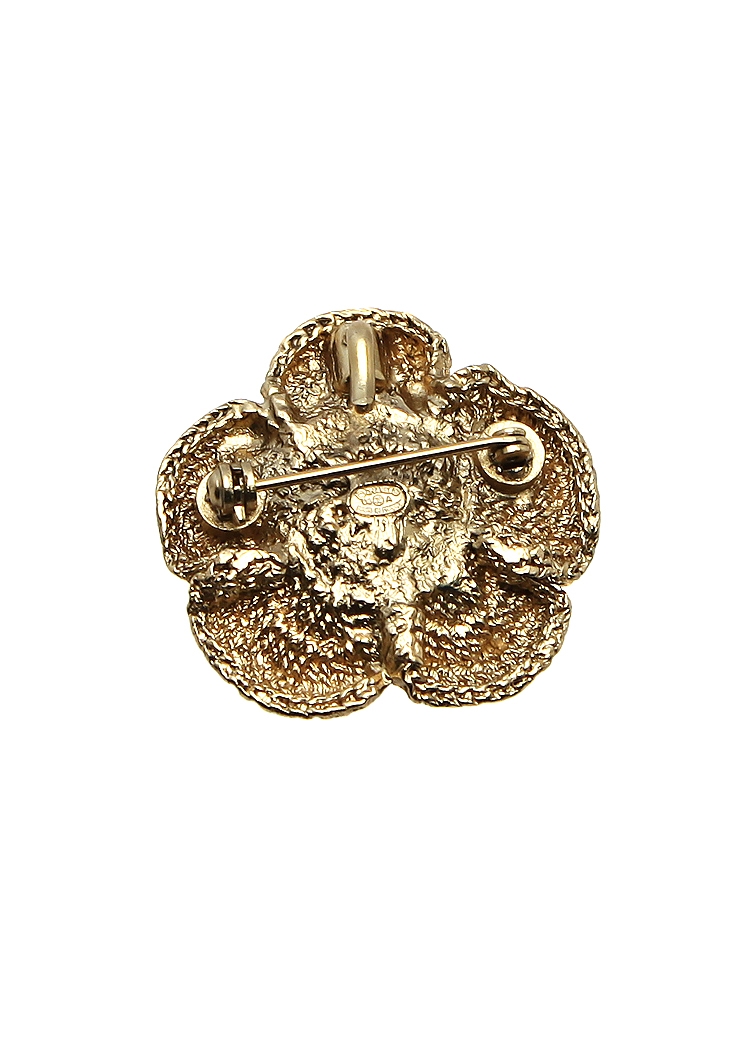 Брошь-камелия Chanel с кристаллами