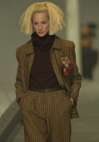 Жакет Chanel с кожаной окантовкой