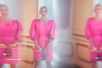 Розовое платье Yves Saint Laurent