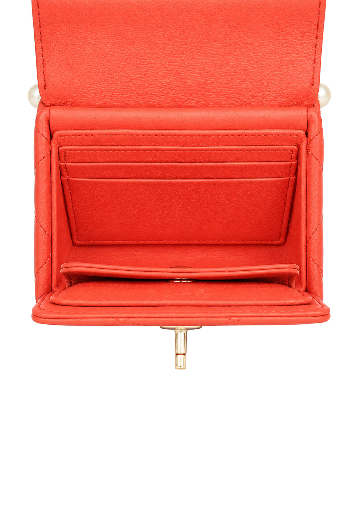 Коралловая сумка Chanel Pearl Chain Mini Clutch