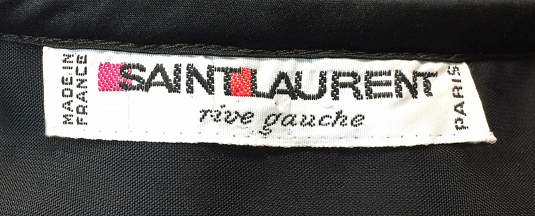 Черное бархатное платье Yves Saint Laurent