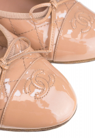 Лакированные балетки Chanel